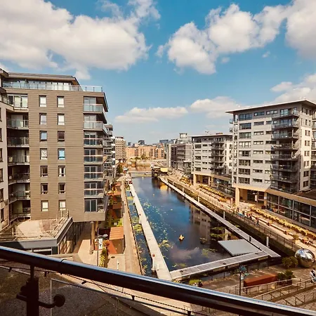 King River Canal View& Free Secure Parking! Apartament