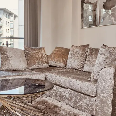 King River Canal View& Free Secure Parking! Apartment Leeds (West Yorkshire)