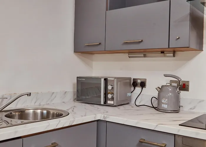 King River Canal View& Free Secure Parking! *