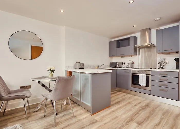 King River Canal View& Free Secure Parking! Leeds (West Yorkshire)